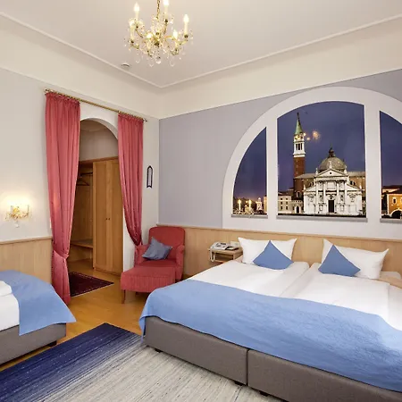 Hotel Hirsch 4*