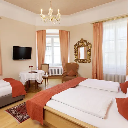 Hirsch Hotel