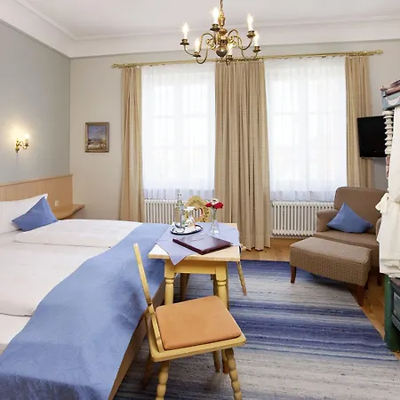 Hotel Hirsch
