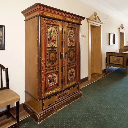 ヒルシュ ホテル フュッセン