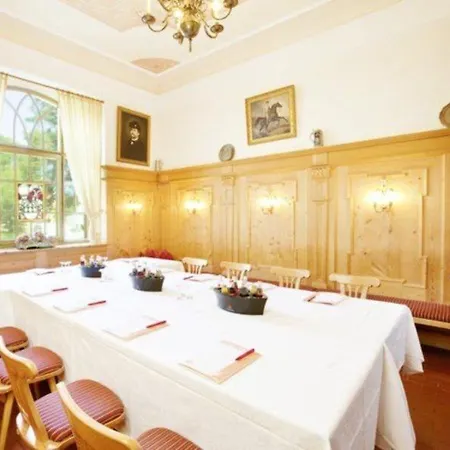 Hotel Hirsch